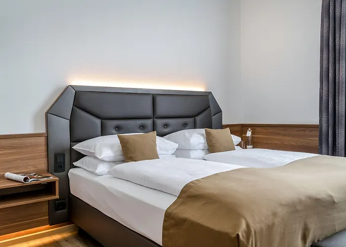 Imlauer Nestroy Hotel